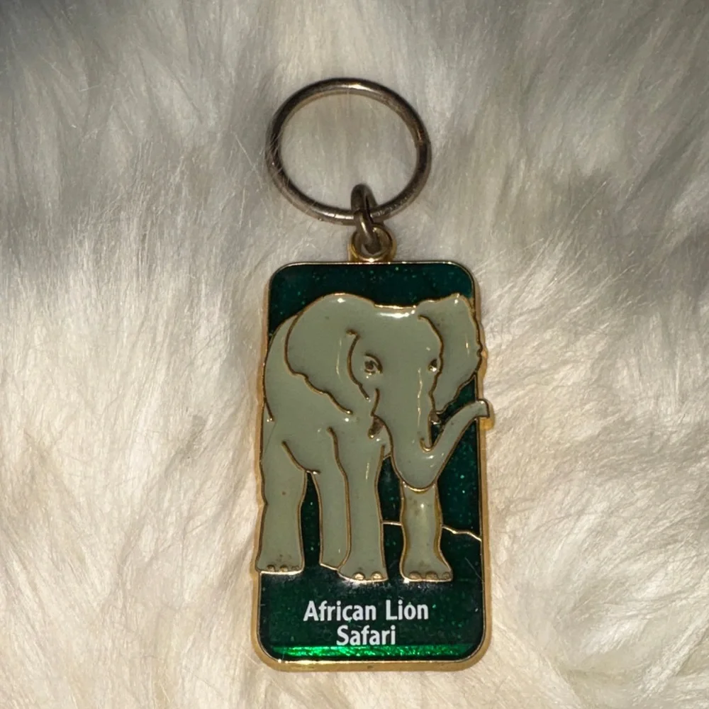 Elephant vintage Keychain with Green Background